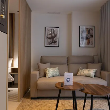 Dorm4you Arena Terraza 04 Aparthotel