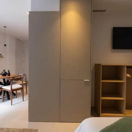 Dorm4you Arena Terraza 04 Aparthotel *